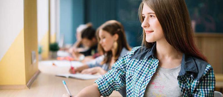 Choosing a Right Career | Mont Rose College